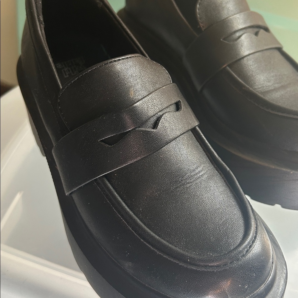 Target Women's Black Platform Loafers - Picture 3 of 7